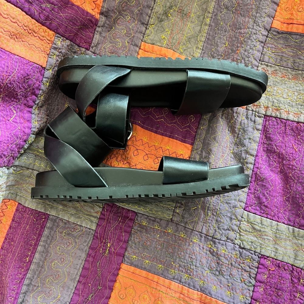 ZARA Black Ankle Strap Round Buckle Whimsigoth Sandal Size 7.5 (38) - Picture 5 of 8